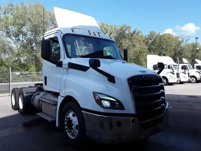 2019 FREIGHTLINER NEW CASCADIA PX12664
