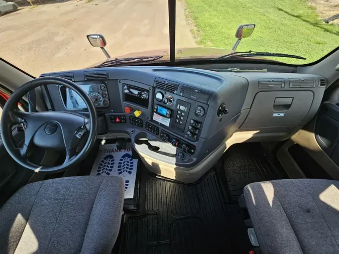 2020 Freightliner Cascadia