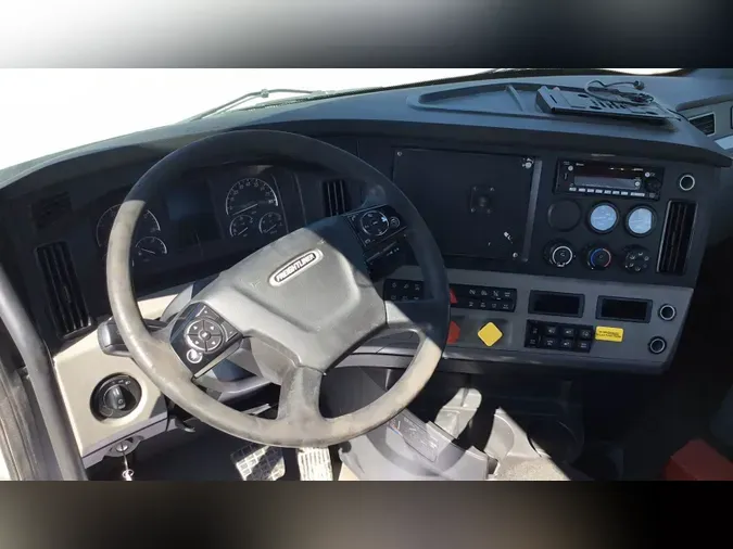 2020 Freightliner Cascadia 12697f6c41078322557702ca540b4b10495