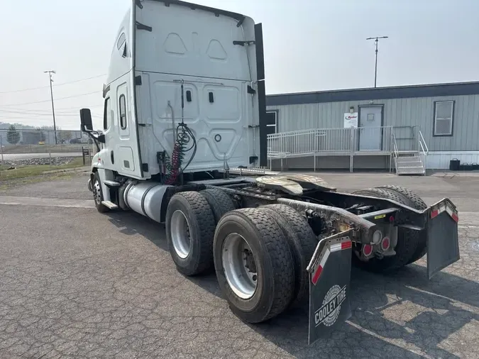 2019 FREIGHTLINER/MERCEDES CASCADIA 12597f8b18a118f73681066493a9de4767f