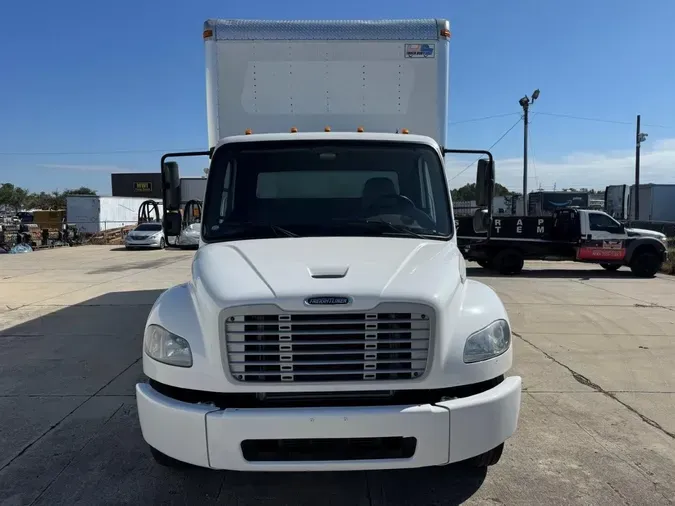 2019 Freightliner Business Class M2 106