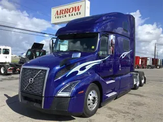 2019 VOLVO VNL860