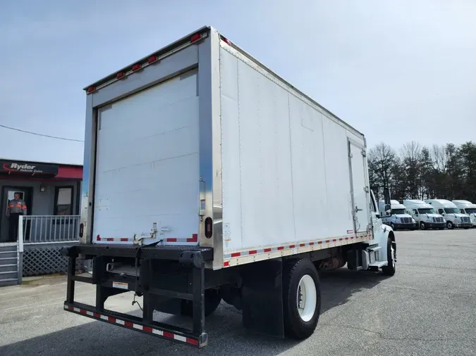 2018 FREIGHTLINER/MERCEDES M2 106