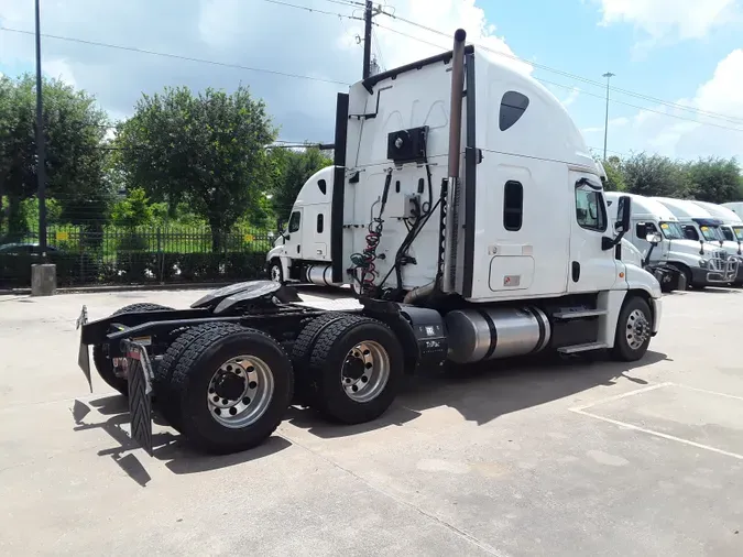 2018 FREIGHTLINER/MERCEDES CASCADIA 125