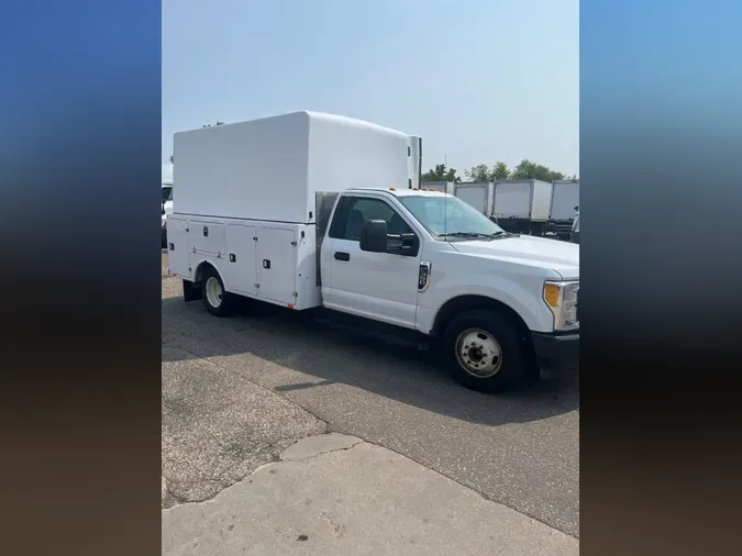 2017 FORD MOTOR COMPANY F3509802ef68ed655925d96f8ae5dce659e7