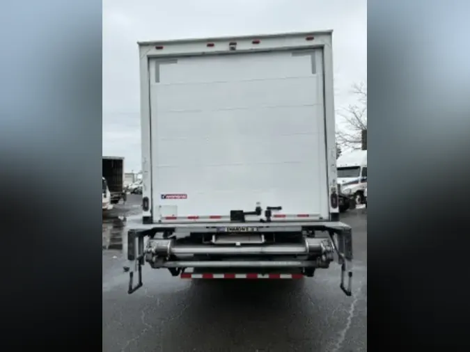 2020 FREIGHTLINER/MERCEDES M2 106