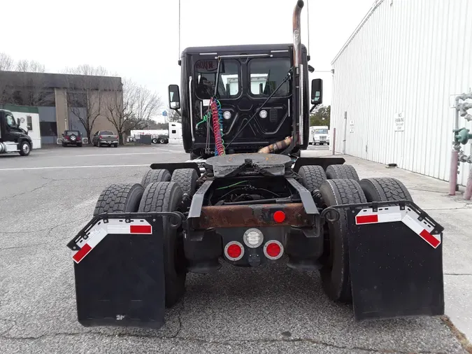 2017 FREIGHTLINER/MERCEDES CASCADIA 125