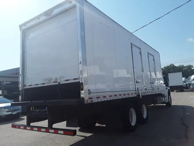 2018 FREIGHTLINER/MERCEDES M2 106