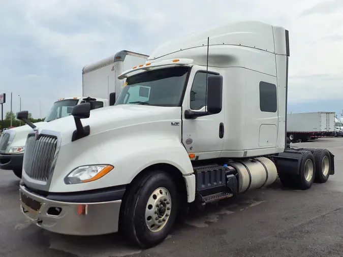 2019 NAVISTAR INTERNATIONAL LT625 SLPR CAB