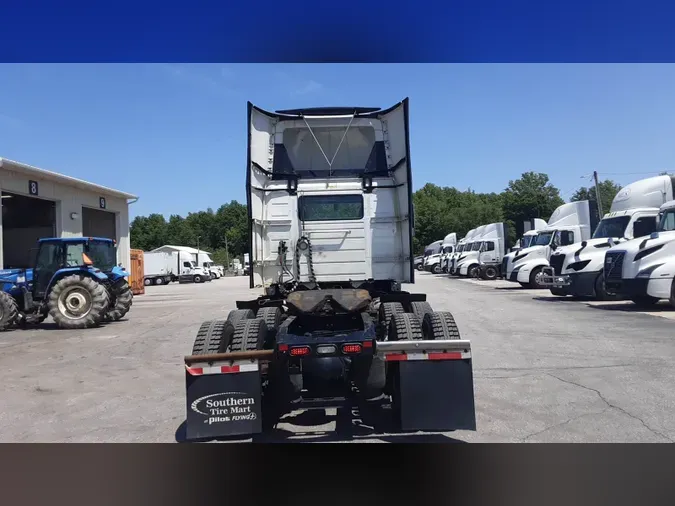 2020 Volvo VNL3009807de2f6a590740af861addc4d75969