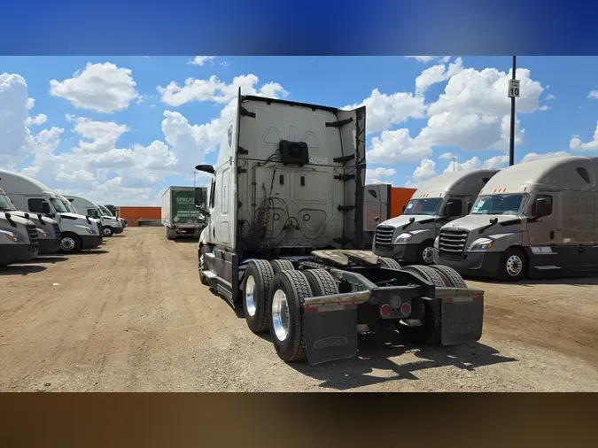 2023 Freightliner Cascadia 126980d06ae2d6564e70a4520f2018edf65
