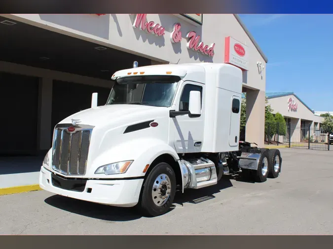 2023 Peterbilt 579