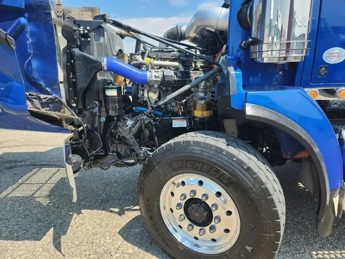 2020 WESTERN STAR 4900