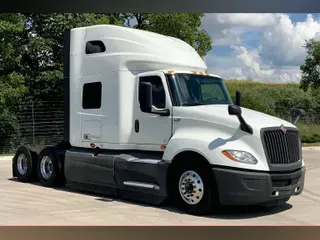2022 INT LT625 6x4