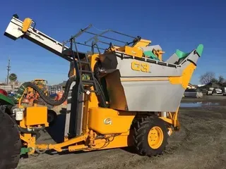 2016 Gregoire G3220