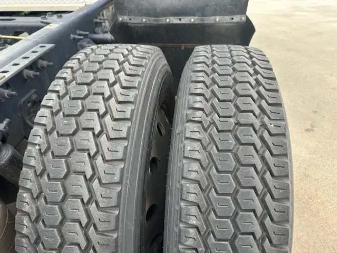 2022 International LT625