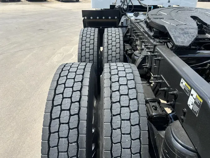 2021 Peterbilt 567