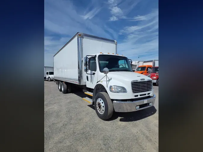 2017 FREIGHTLINER/MERCEDES M2 106