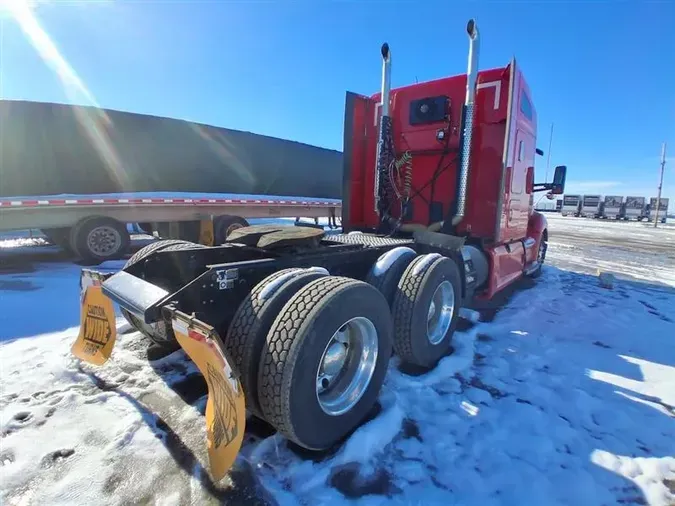 2022 KENWORTH T680