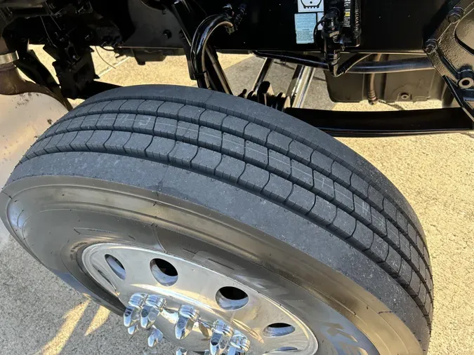 2020 Peterbilt 567