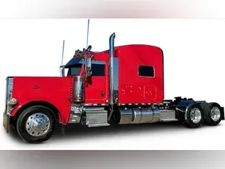 2023 Peterbilt 389