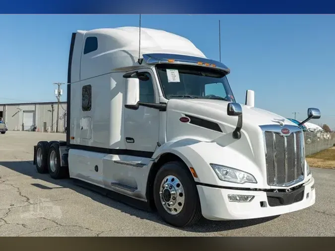 2022 PETERBILT 579