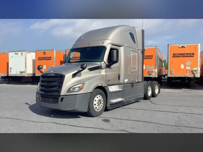 2024 Freightliner Cascadia 126