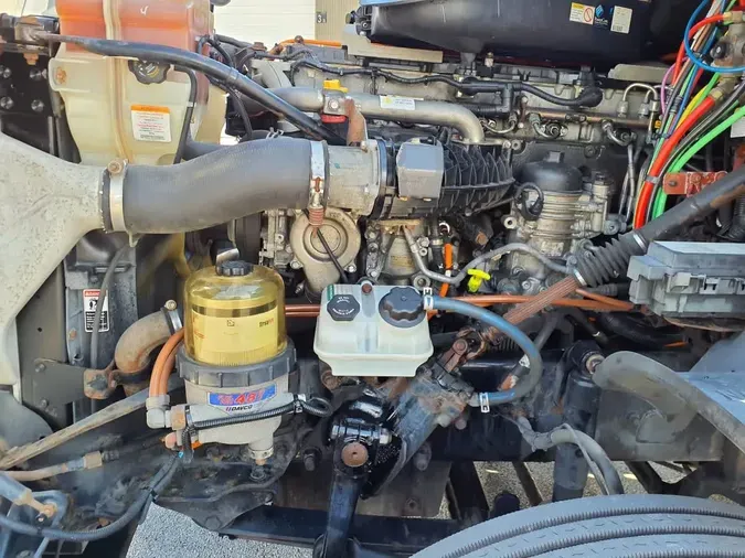 2018 FREIGHTLINER CASCADIA 125