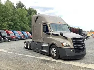 2023 Freightliner Cascadia