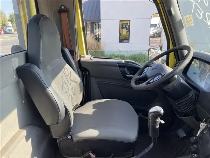 2018 INTERNATIONAL RH613