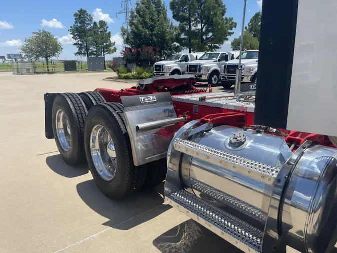2022 Peterbilt 567