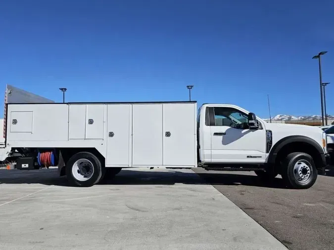 2024 Ford Super Duty F-550 DRW