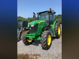 2019 John Deere 6120E