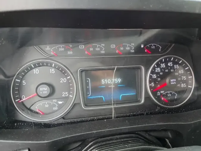 2019 NAVISTAR INTERNATIONAL LT625 SLPR CAB