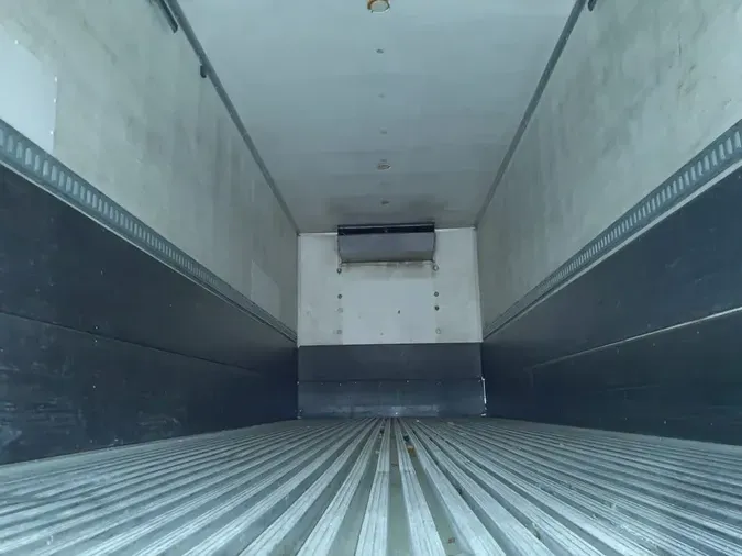2015 FREIGHTLINER/MERCEDES M2 106