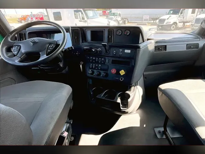 2021 INT LT625 6x4