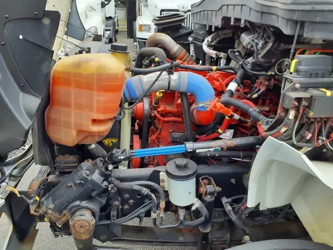 2019 NAVISTAR INTERNATIONAL 4300
