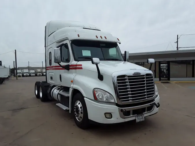 2017 FREIGHTLINER/MERCEDES CASCADIA 125