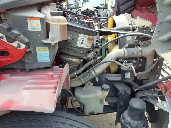 2019 FREIGHTLINER/MERCEDES M2 106