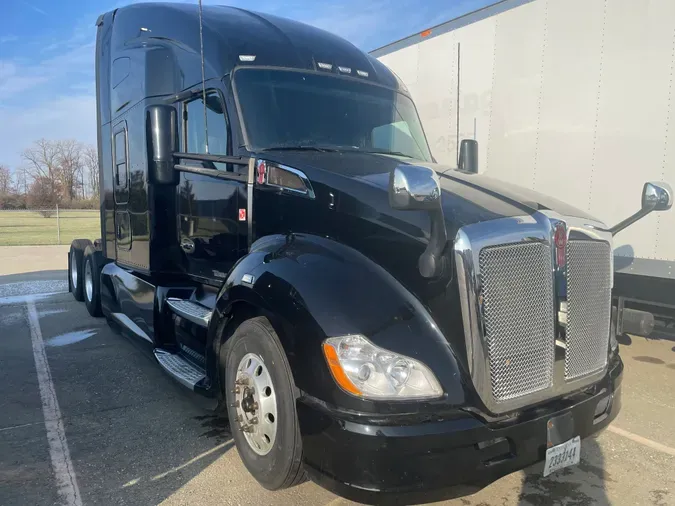 2022 Kenworth T680