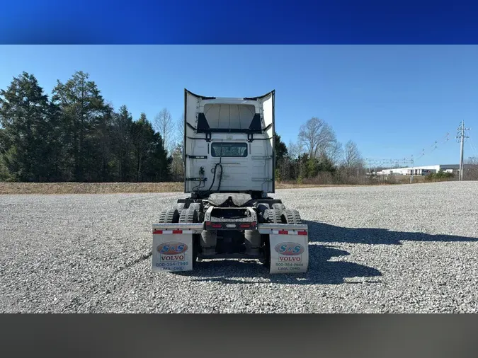 2018 Volvo VNL300