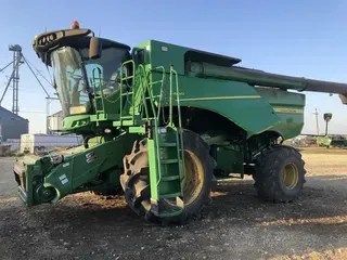 2013 John Deere S680