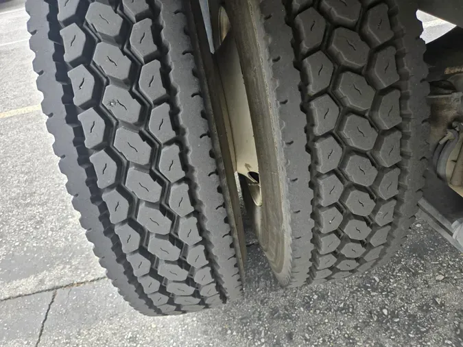 2019 Freightliner Business Class M2 1069842c13243639af8e1159bafb97d4641