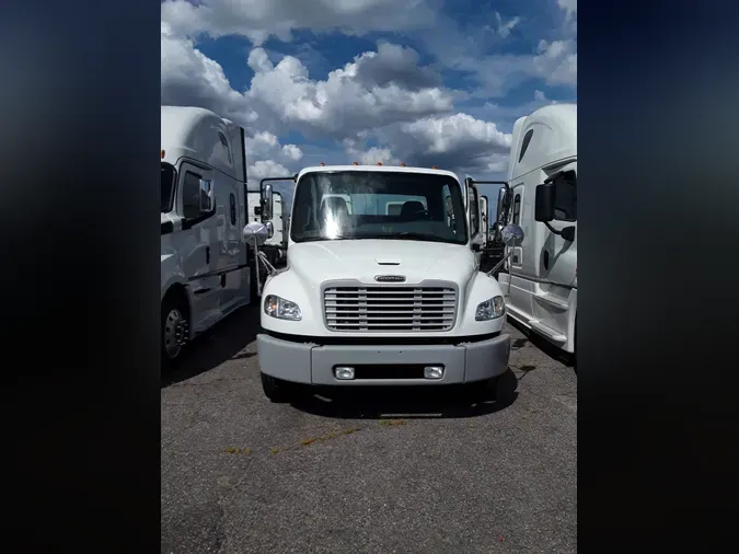 2019 FREIGHTLINER/MERCEDES M2 106