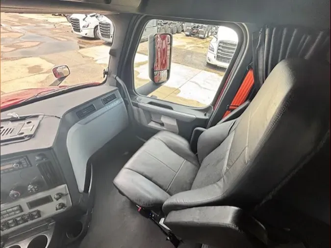 2021 Freightliner PT126SLP