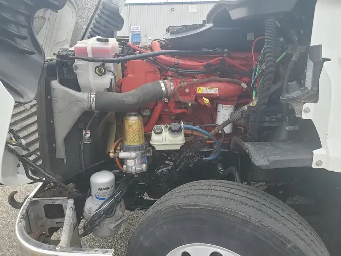 2016 FREIGHTLINER CASCADIA