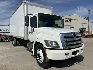 2019 HINO 268