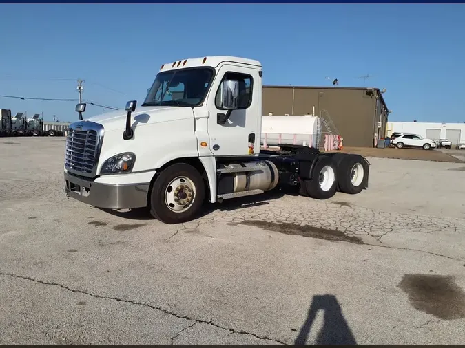 2020 FREIGHTLINER CASCADIA 1259849b37bf2431a8f0aa5b2a6bb2646ef