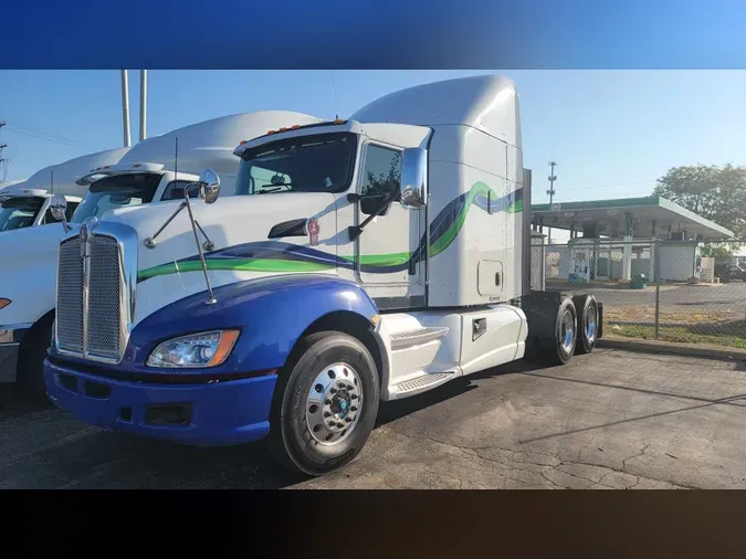 2013 KENWORTH T660