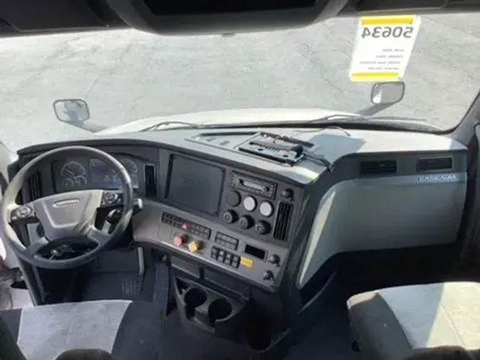 2020 Freightliner Cascadia